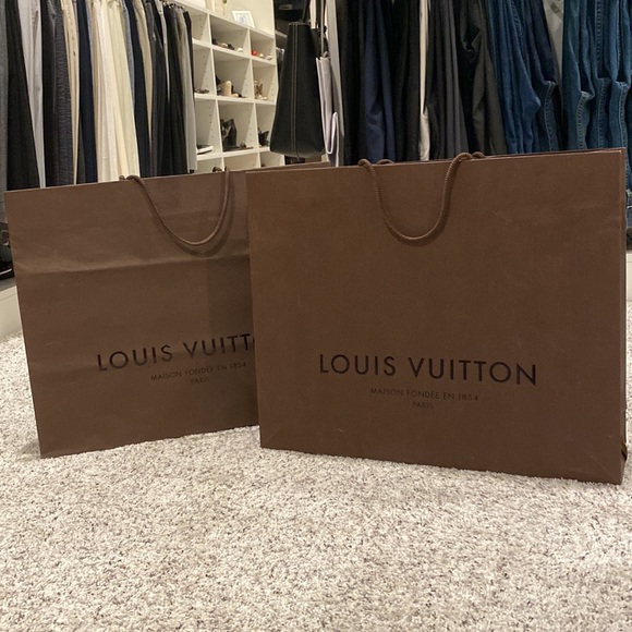 Louis Vuitton LV large brown paper gift tote shopping bags - Picture 2 of 10